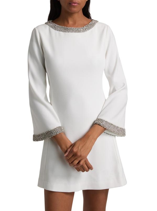 #2: فستان قصير بأكمام على شكل جرس مزين بزخرفة من Mailynn - أوف وايت كريستال