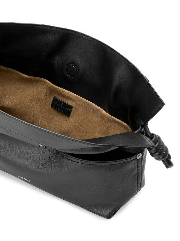 #6: حقيبة بانتا فلامنكو متوسطة الحجم من الجلد - أسود