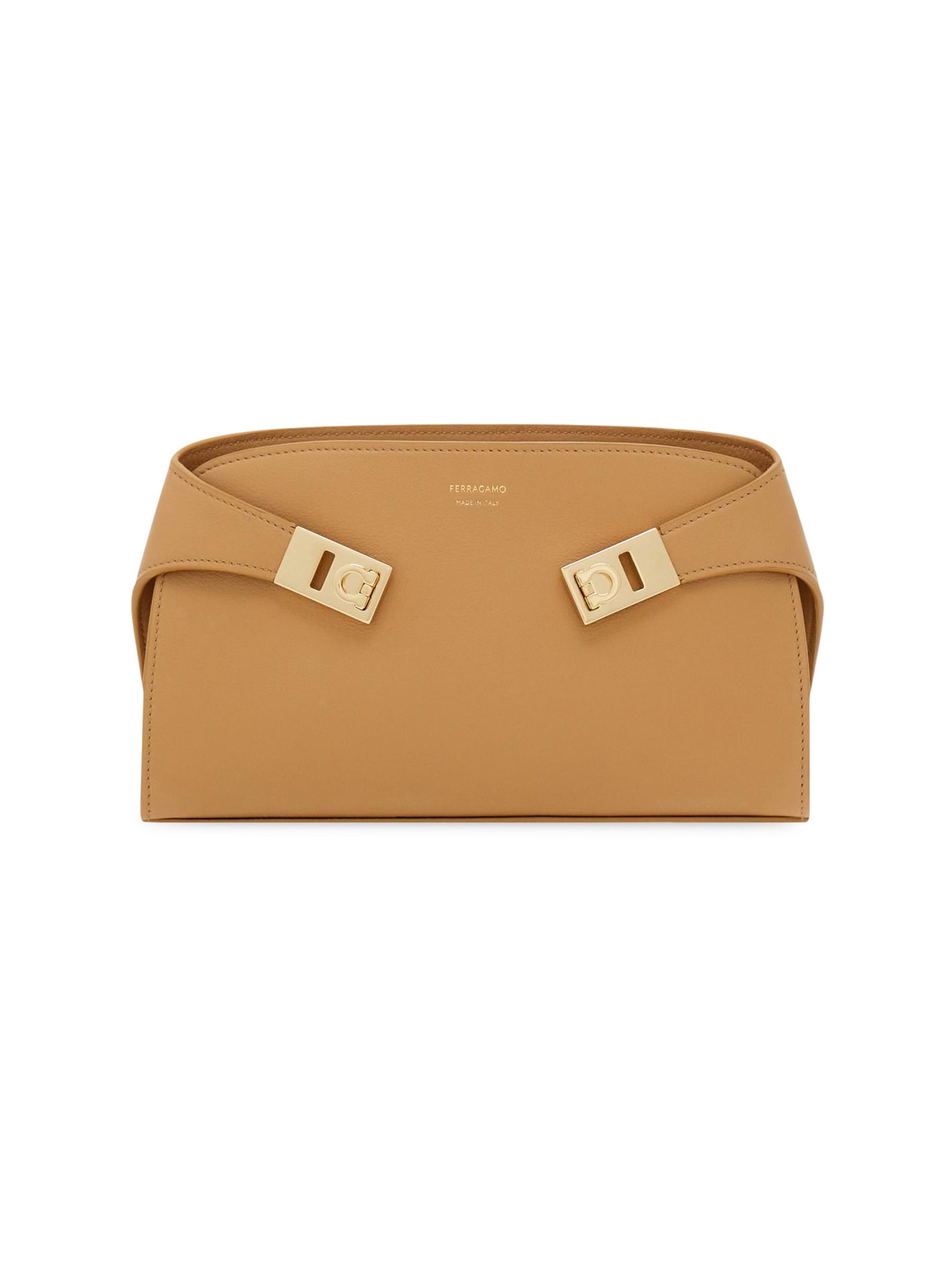 【FERRAGAMO】Mini Hug tote Bag/追跡+関税+全国送料込み 三越伊勢丹 | FERRAGAMO/フェラガモ_Women通販 | Hug