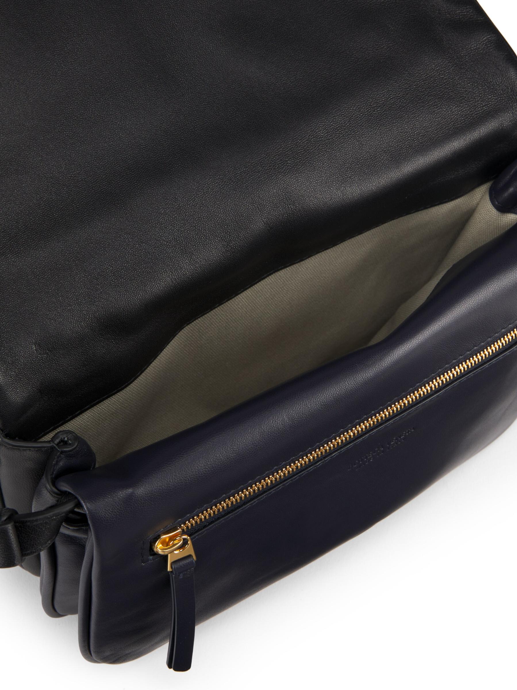 クラッチバッグ BOTTEGA VENETA INTRECCIATO PUFF POUCH ON STRAP Bottega Veneta Puff Pouch On Strap Intrecciato Leather Bag