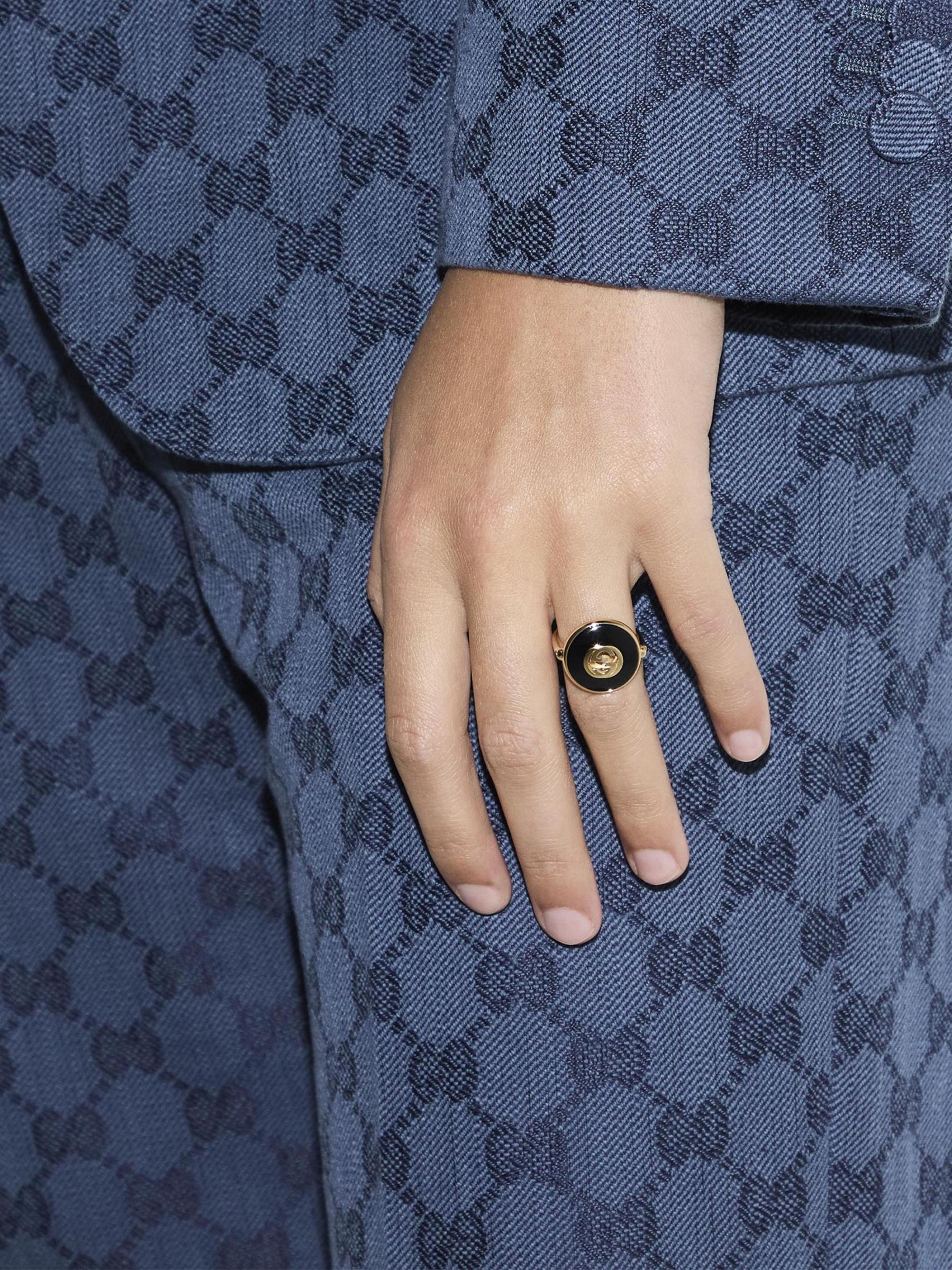 値下げOK Gucci インターロッキング リング 14号 Gucci - インターロッキングG 18Kイエローゴールド、ブラック