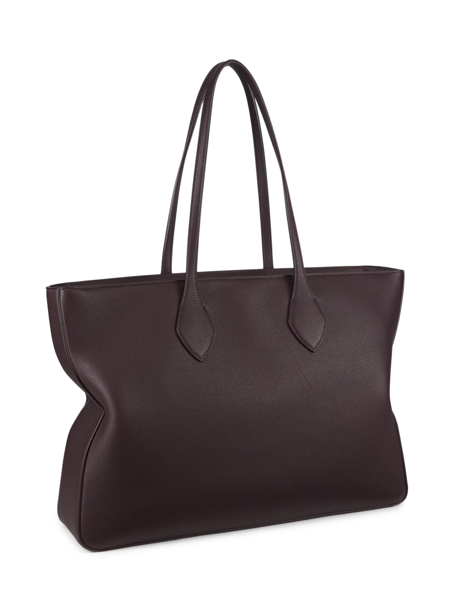 ★関税込み★ FERRAGAMO 「スター」ラージトートバッグ トートバッグ（ラージ） - メンズ | Ferragamo