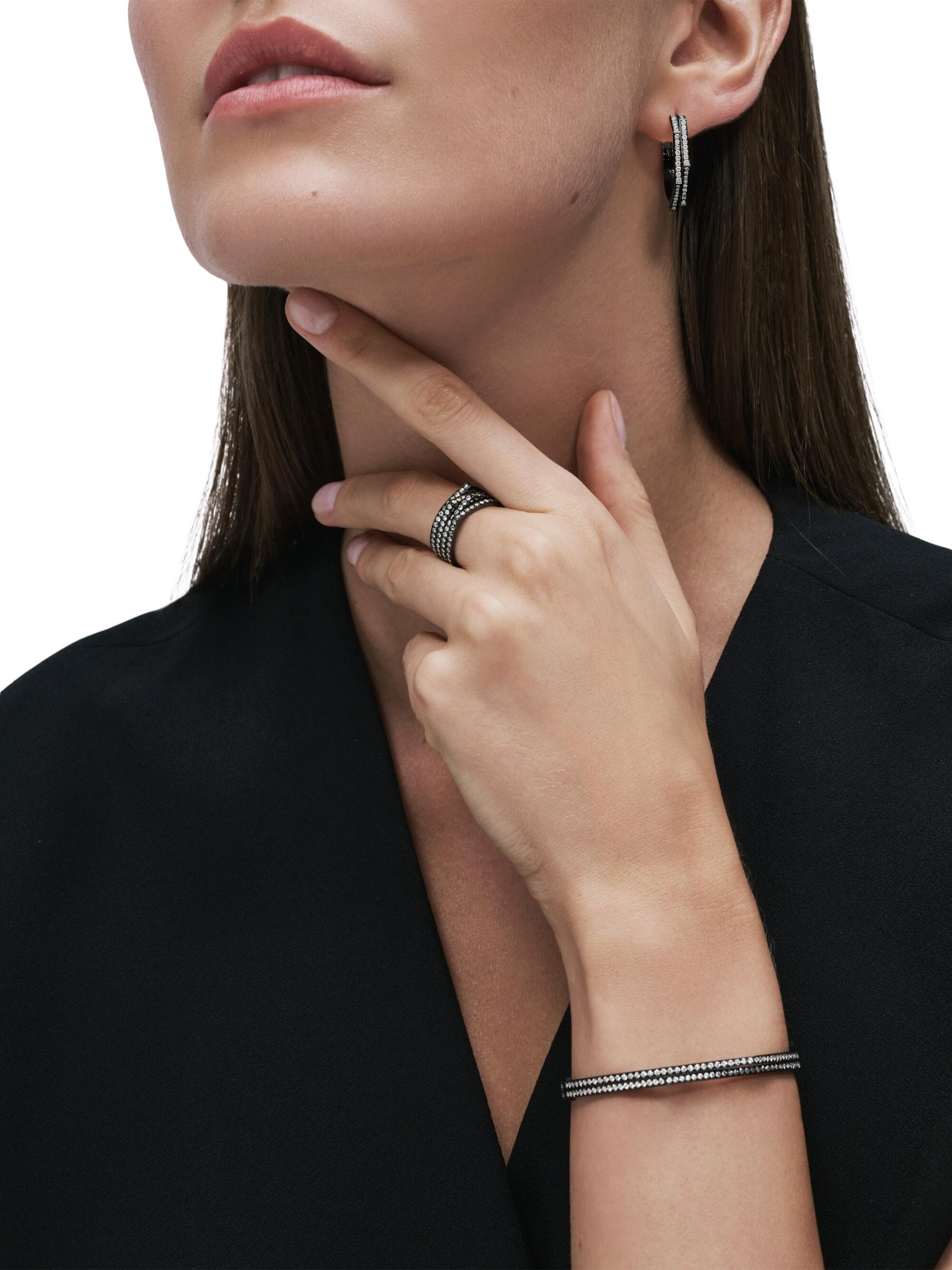 REPOSSI ブラックフープピアス ダイヤ付き REPOSSI ブラックフープピアス ダイヤ付き