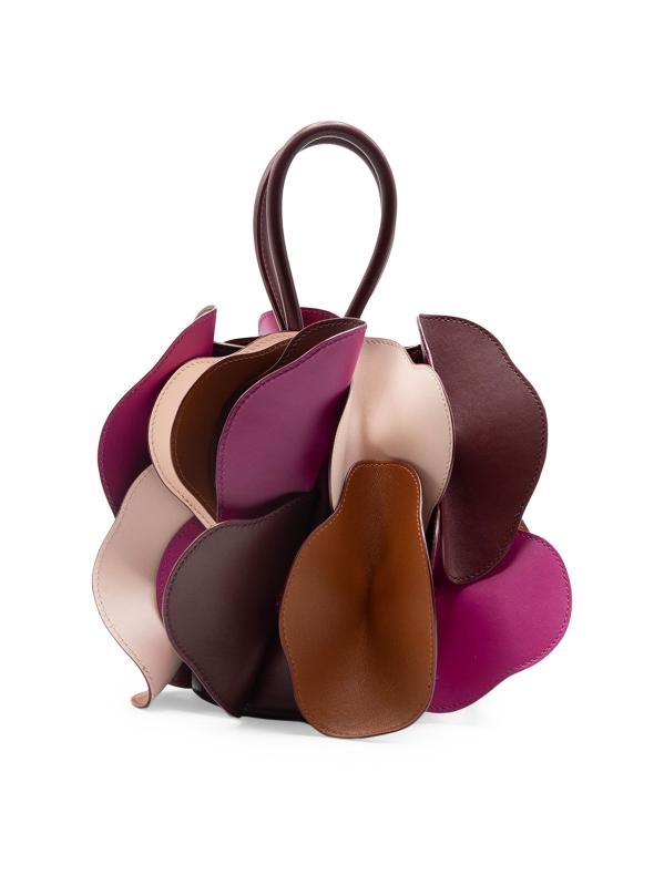 حقيبة جلدية على شكل زهرة