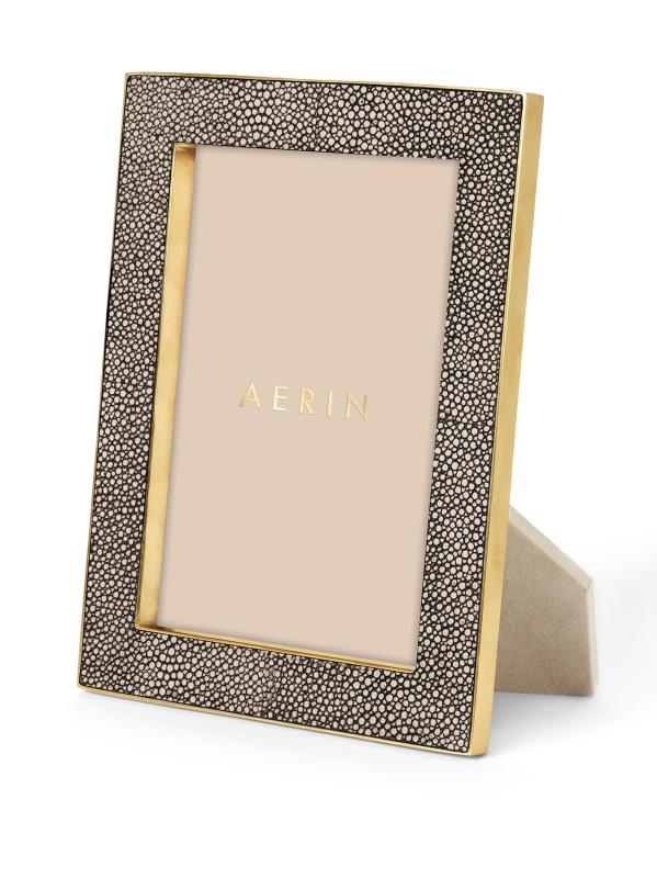 #2: إطار صورة شاغرين منقوش كلاسيكي - NO COLOR