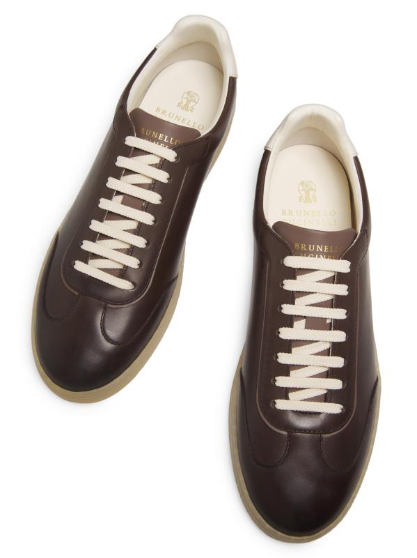 #4: حذاء رياضي من الجلد بنعل مطاطي - بني داكن