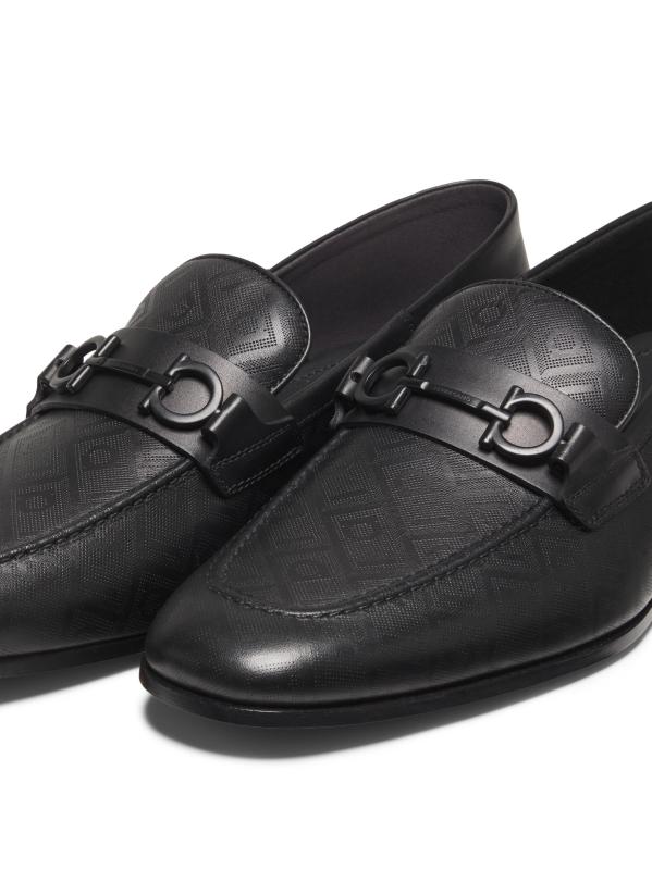 #2: حذاء بياريتز غانشيني الجلدي المزخرف - نيرو