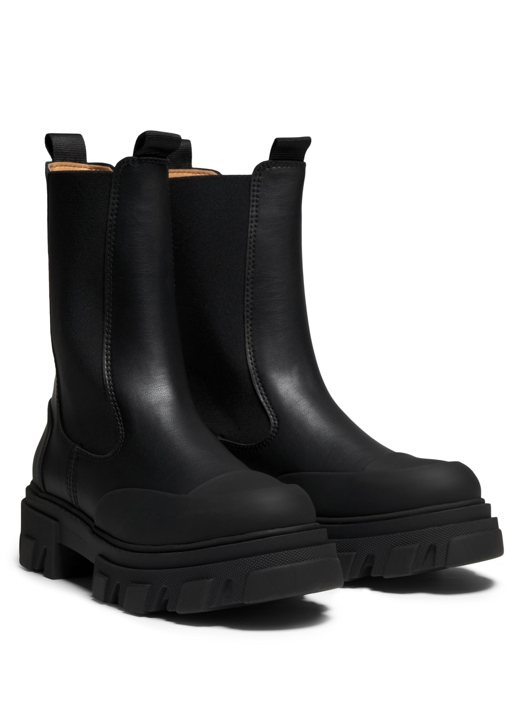 【関税込み】GANNI ブラック Cleated ロング チェルシーブーツ Black Black Stitch Cleated Low Chelsea Boots | GANNI US