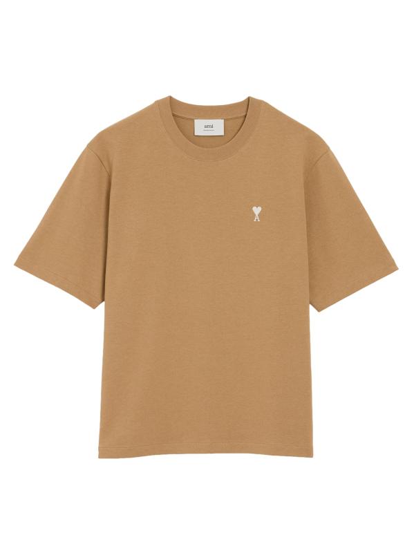 تي شيرت بشعار أمي دي كور