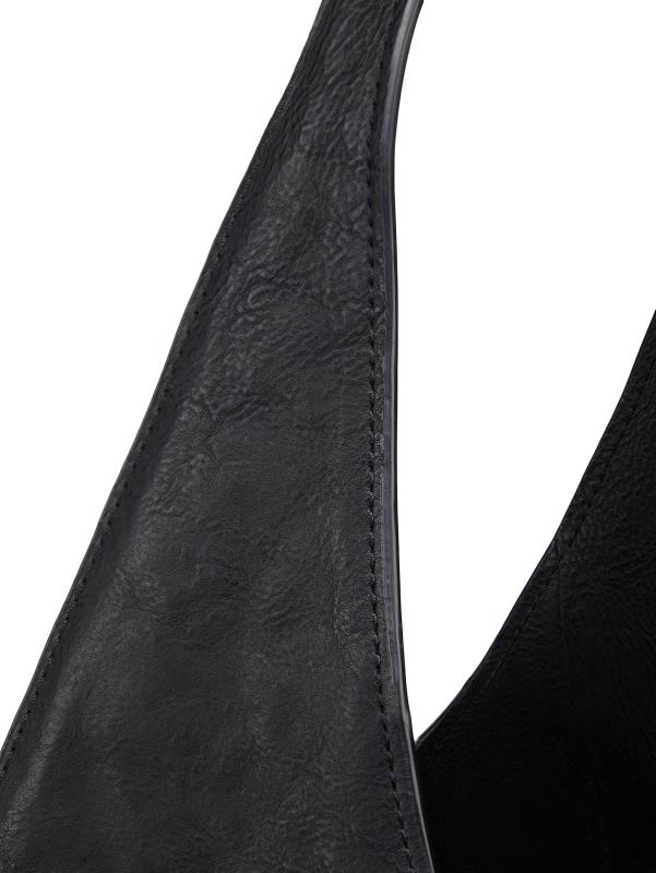 #6: حقيبة هوبو الصغيرة من جلد بايك كرينكل - أسود