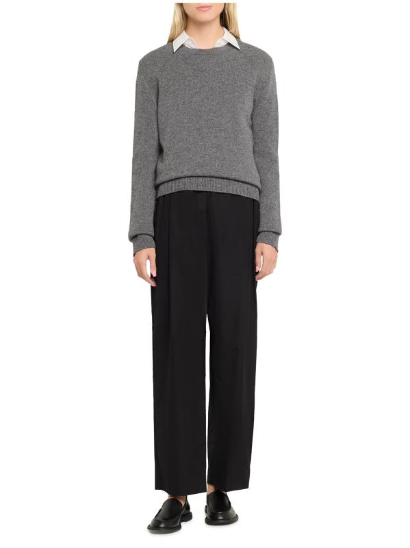 #3: حذاء لطيف مصنوع من الجلد - أسود