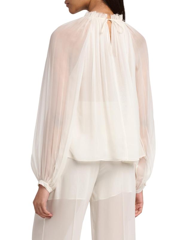 #4: بلوزة من الحرير المجمّع بتفاصيل وردية - أبيض