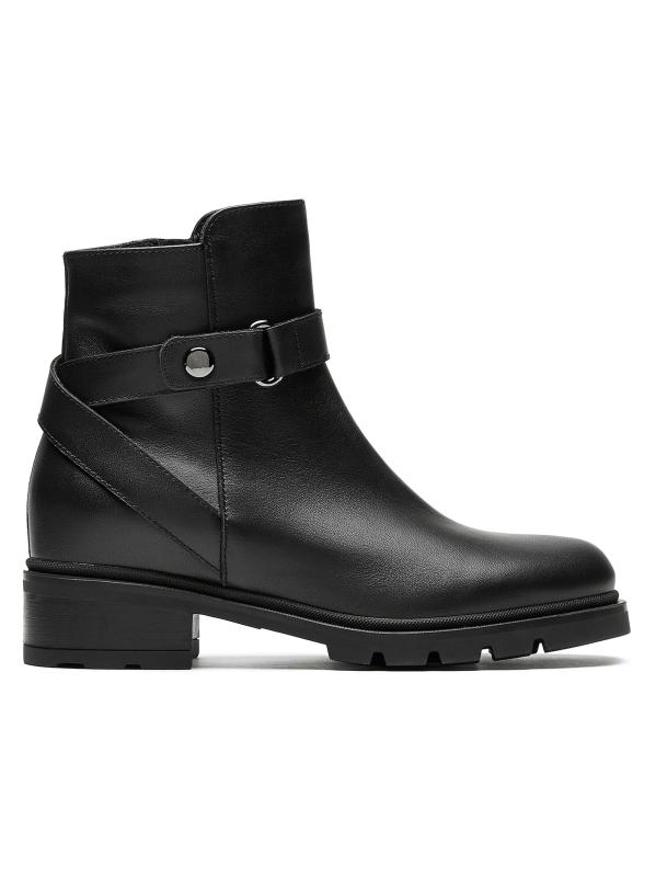 Saks Fifth Avenue 日本