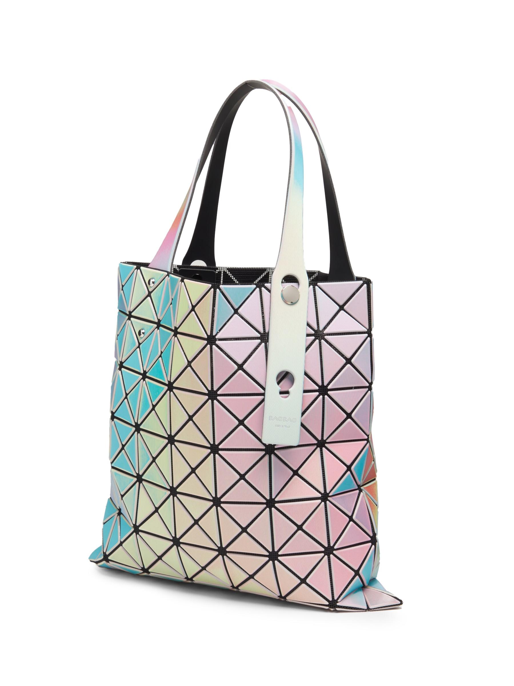 色鮮やか【BAO BAO ISSEY MIYAKE】 イリュージョン トートバッグ BAO BAO ISSEY MIYAKEから、2022年の新作＆新色バッグが発売