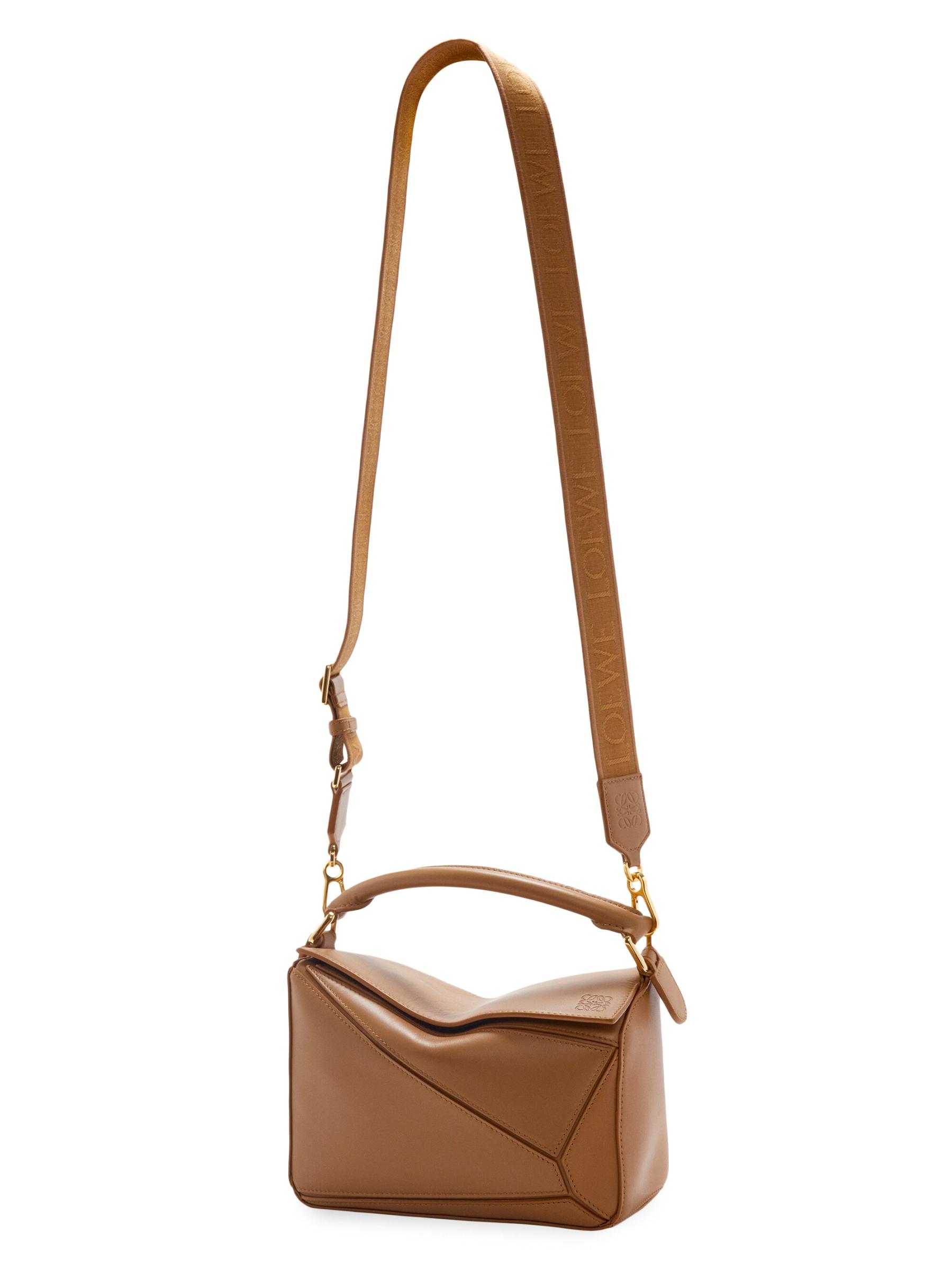 関税送料込国内発送★LOEWE Puzzle small leather bag LOEWE Puzzle Edge small textured-leather shoulder bag | NET