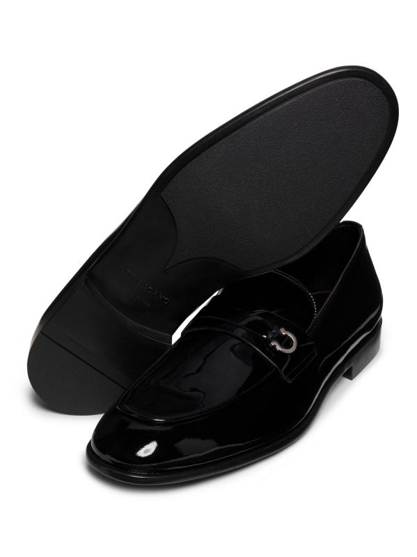 Ferragamo - デシオ・パテントレザー・ローファー をオンライン購入