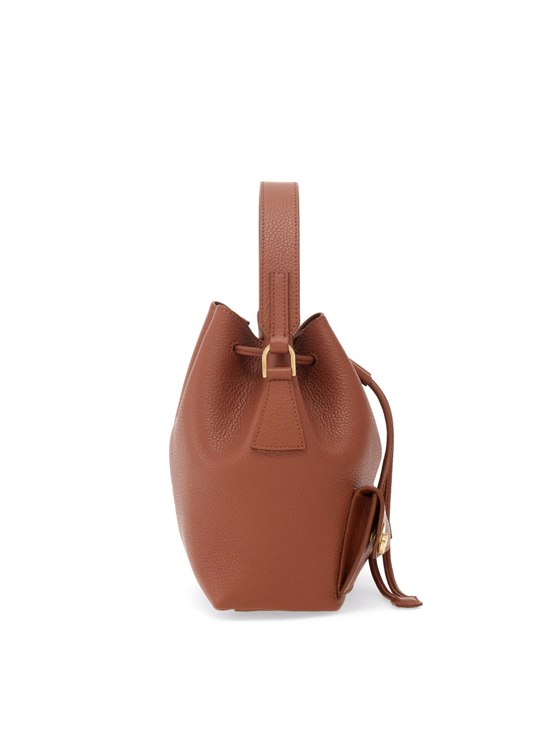 Ferragamo - レザーバケットバッグ をオンライン購入 | Saks