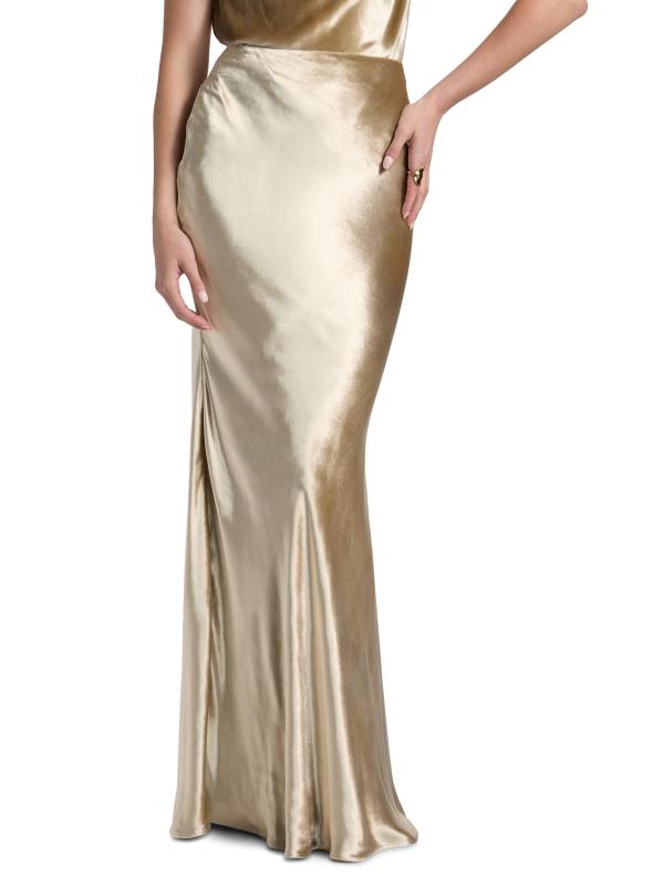 #2: تنورة لينيت فيلفيت ماكسي - شامبانيا