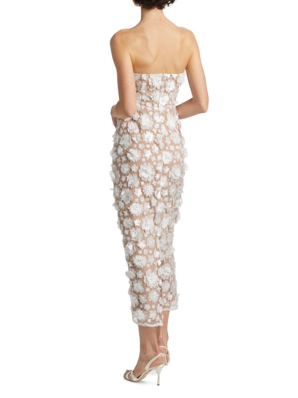 #4: فستان متوسط الطول مزيّن بالزهور من بلوبيل - عاجيي