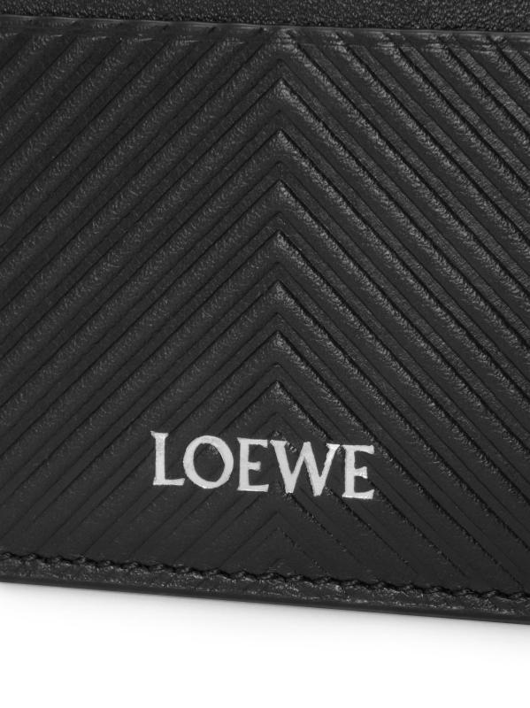 #4: حافظة بطاقات جلدية بشعار شيفرون - أسود