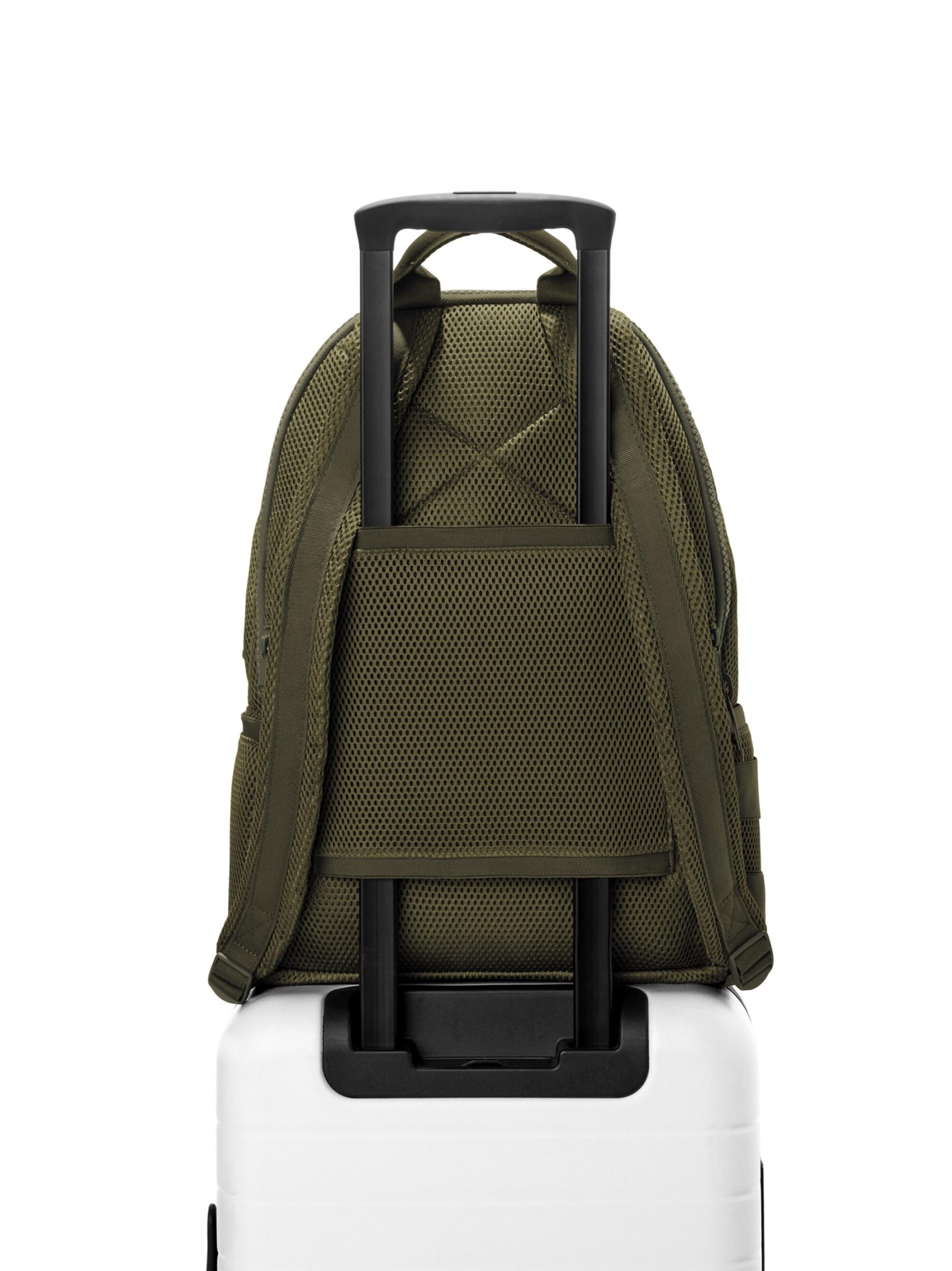 ◆DAGNE DOVER◆エア メッシュ フォン バック 送料込 Dagne Dover - ダコタ・ラージ・エアメッシュ・バックパック を