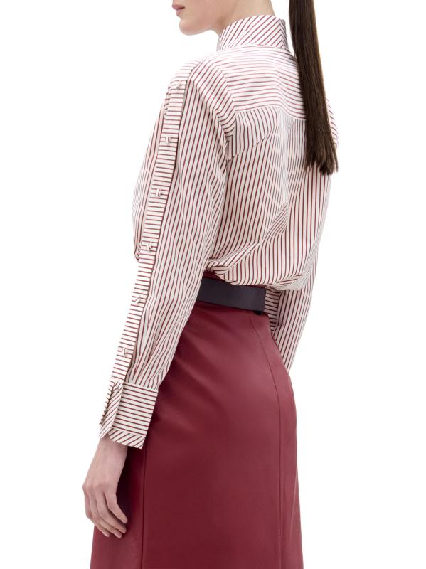 #3: بلوزة قطنية مزينة بالأزهار - خطوط التوت البري