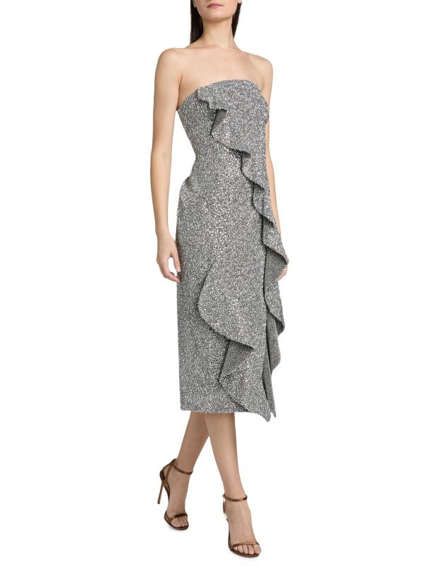 #7: فستان كوكتيل بدون حمالات مزين بكشكشة من كاتي سيكوين - فضة