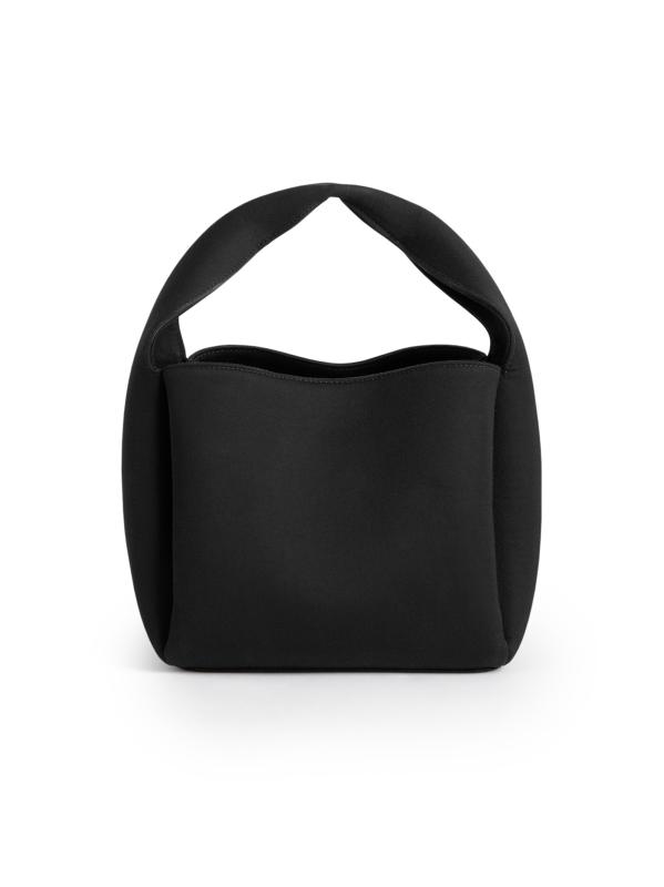 関税送料込【TOTEME】プチサテンバケットバッグ TOTEME】プチサテンバケットバッグ【関税送料込】 (toteme