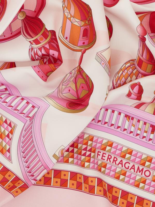 Ferragamo ドゥオモ・プリント・シルク・フーラード Ferragamo - ドゥオモ・プリント・シルク・フーラード を