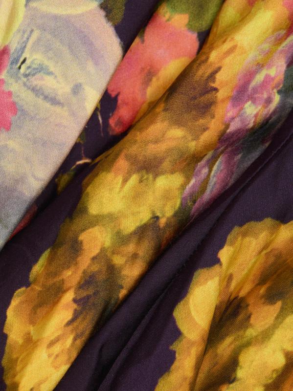 #6: فستان Elroy الطويل بقصة منحازة بنقشة الزهور - طباعة منتصف الليل