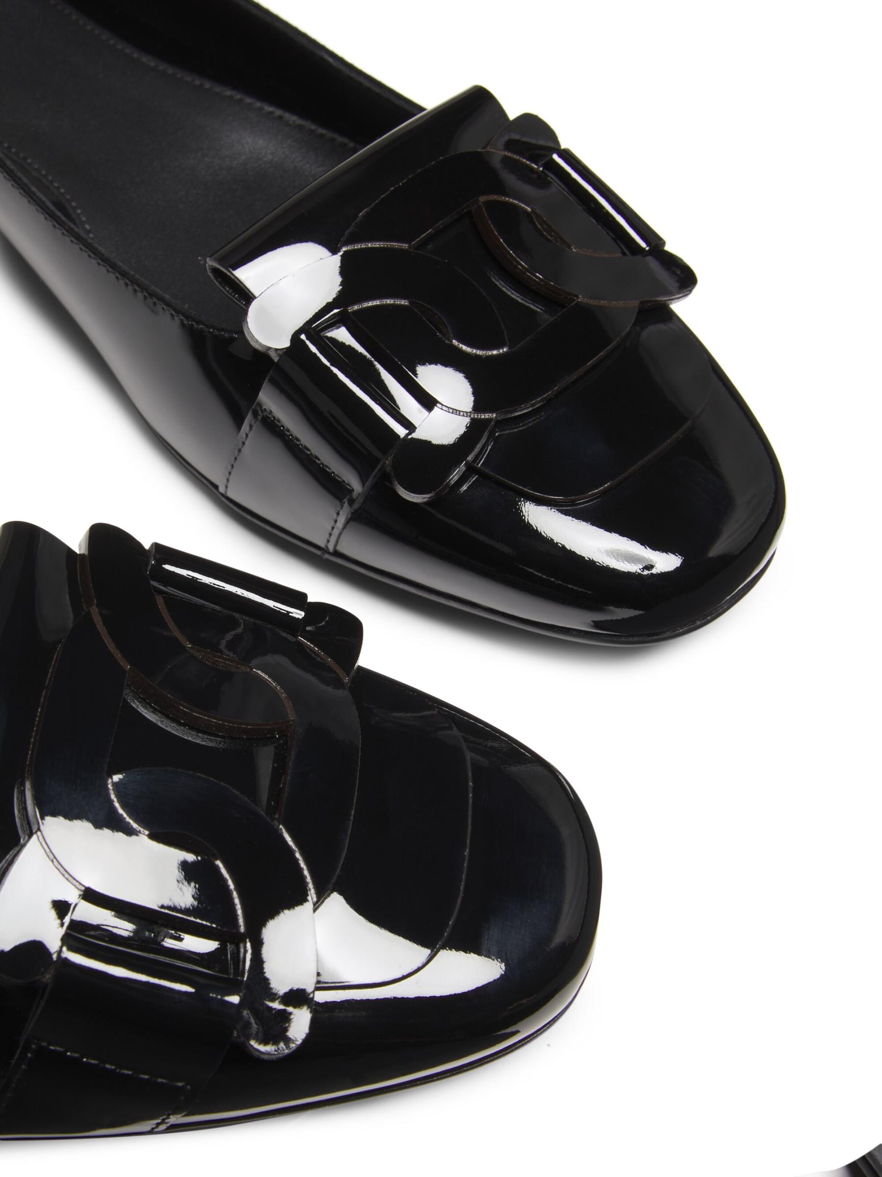 【関税＆送料込み】Tod'S Leather Ballerina With Chain Tod's Leather Chain Ballerina Flats | Neiman Marcus