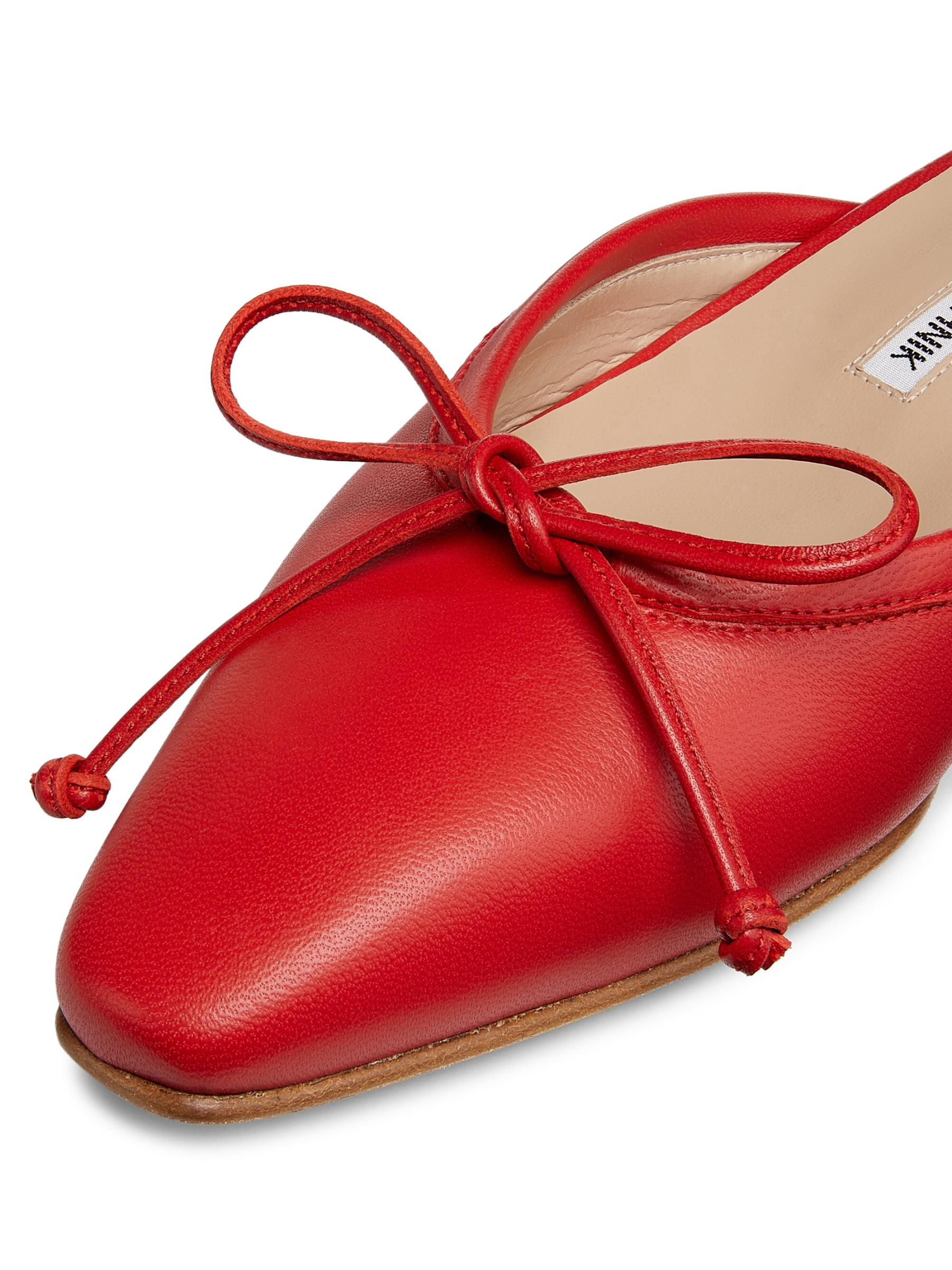 マノロブラニク Manolo Blahnik  BALLERIMU リボン Manolo Blahnik - バレリム・リボンディテールレザーフラット