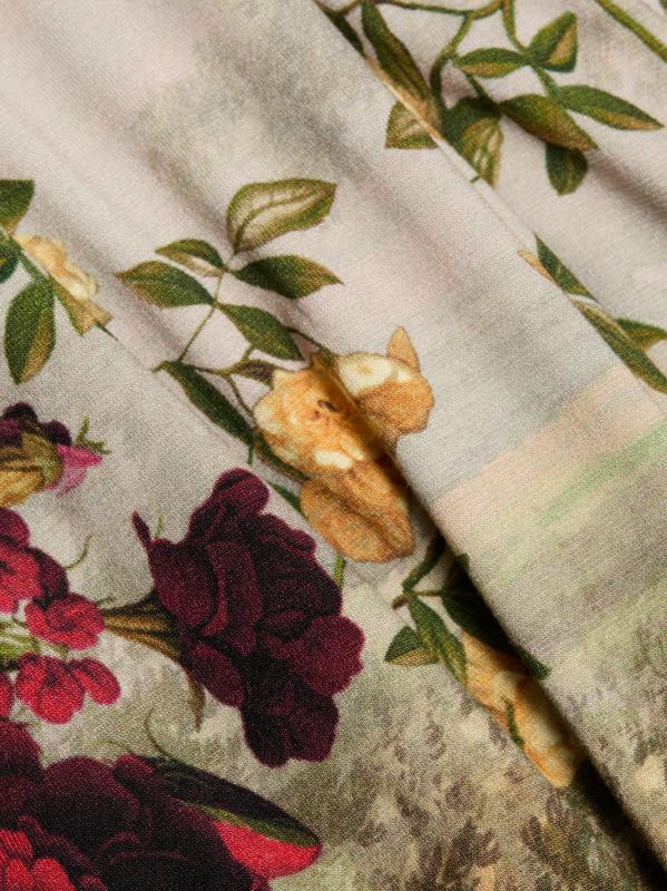 #6: فستان ديلورا ماكسي بأكمام طويلة - غابة محرمة