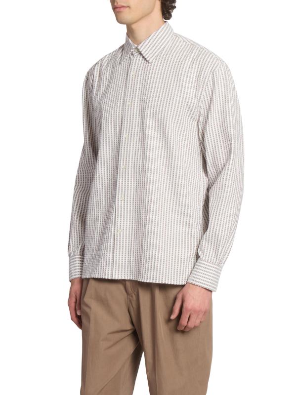 #3: قميص جاد من القطن المقلّم - خبز الزنجبيل الأبيض