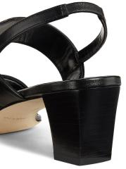 関税込 MANOLO BLAHNIK☆Thalitsli タリッツリレザーサンダル556 Thalitsli 50 leather slingback sandals in white - Manolo
