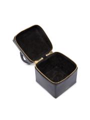 【パーティーの主役級】ALAIA CUBE Shiny Goatskin Vanity Case Alaïa Cube Vanity Case | Black | FARFETCH