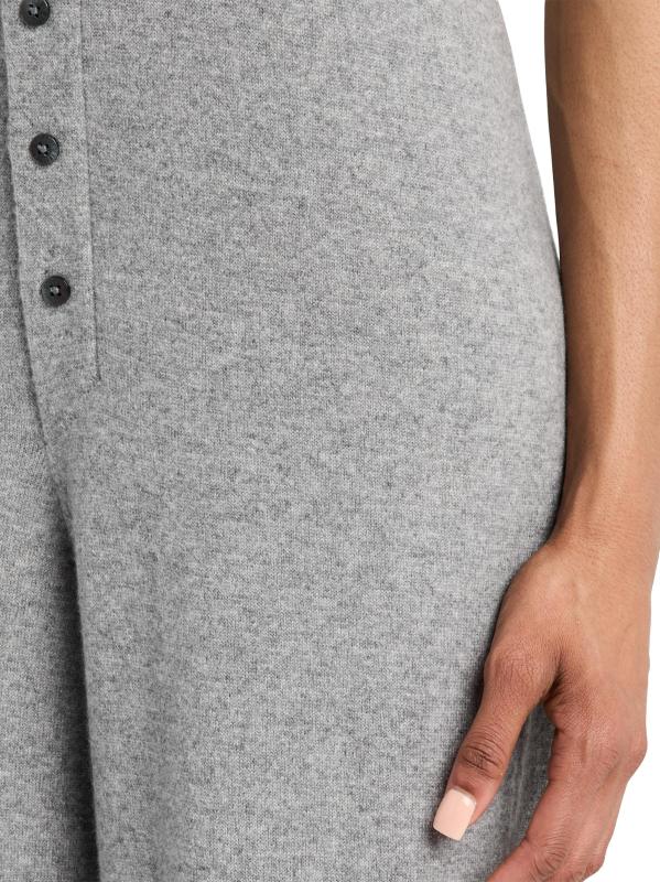 #4: سروال الكشمير في كل مكان - رمادي