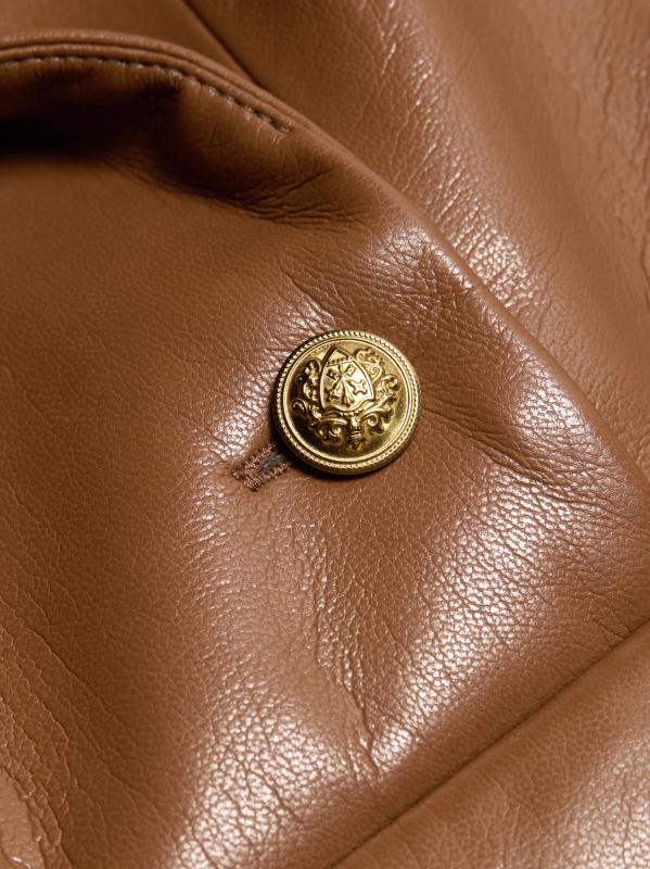 #6: فستان إيمي القصير المصنوع من الجلد الصناعي - الجمل