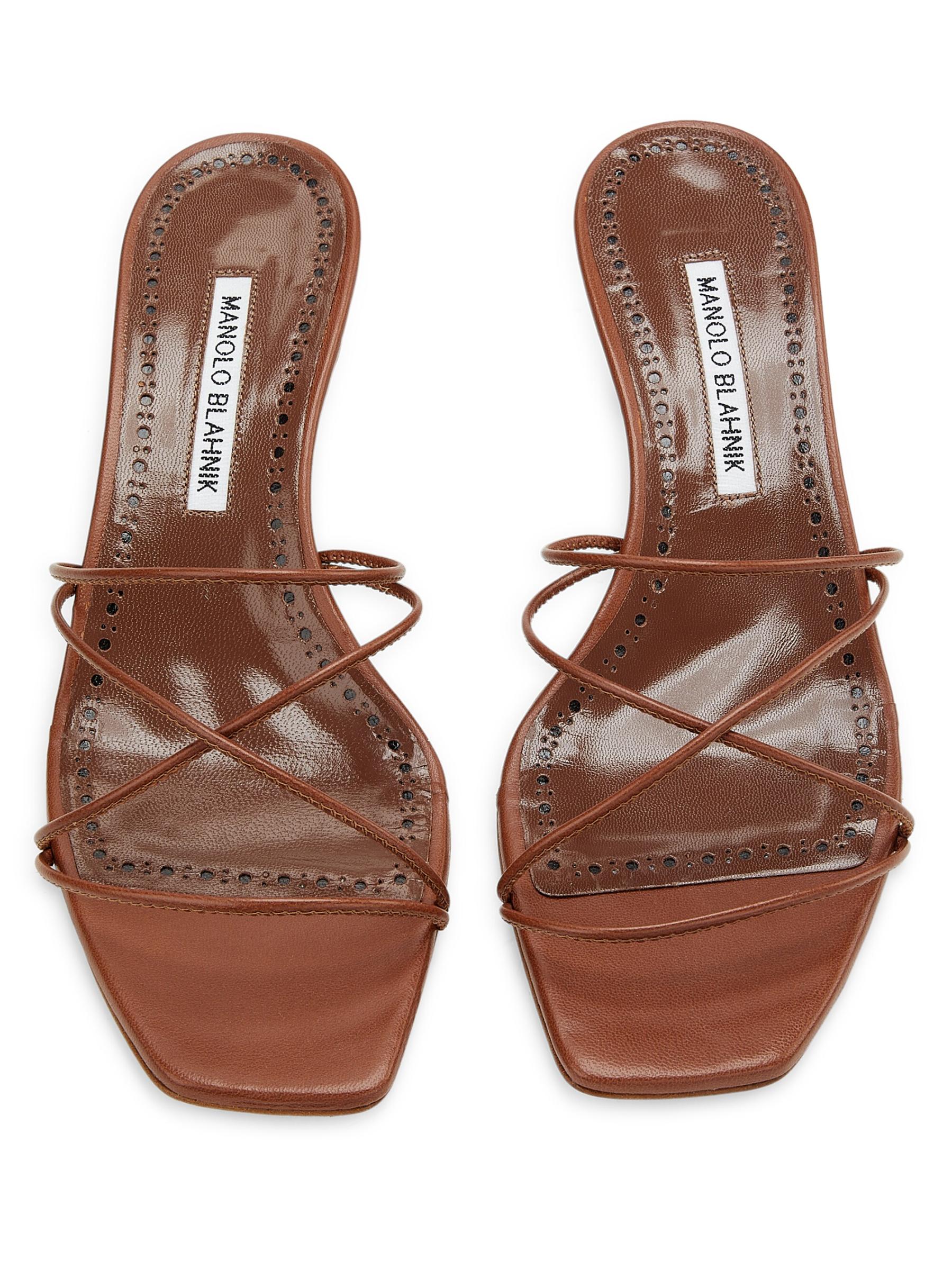 yummy様専用※【新品未使用】Manolo Blahnik リストニー35