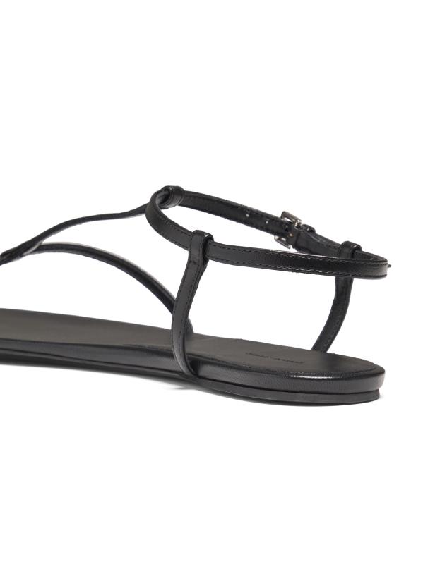 #3: صندل أمارو من الجلد بحزام على شكل حرف T - أسود