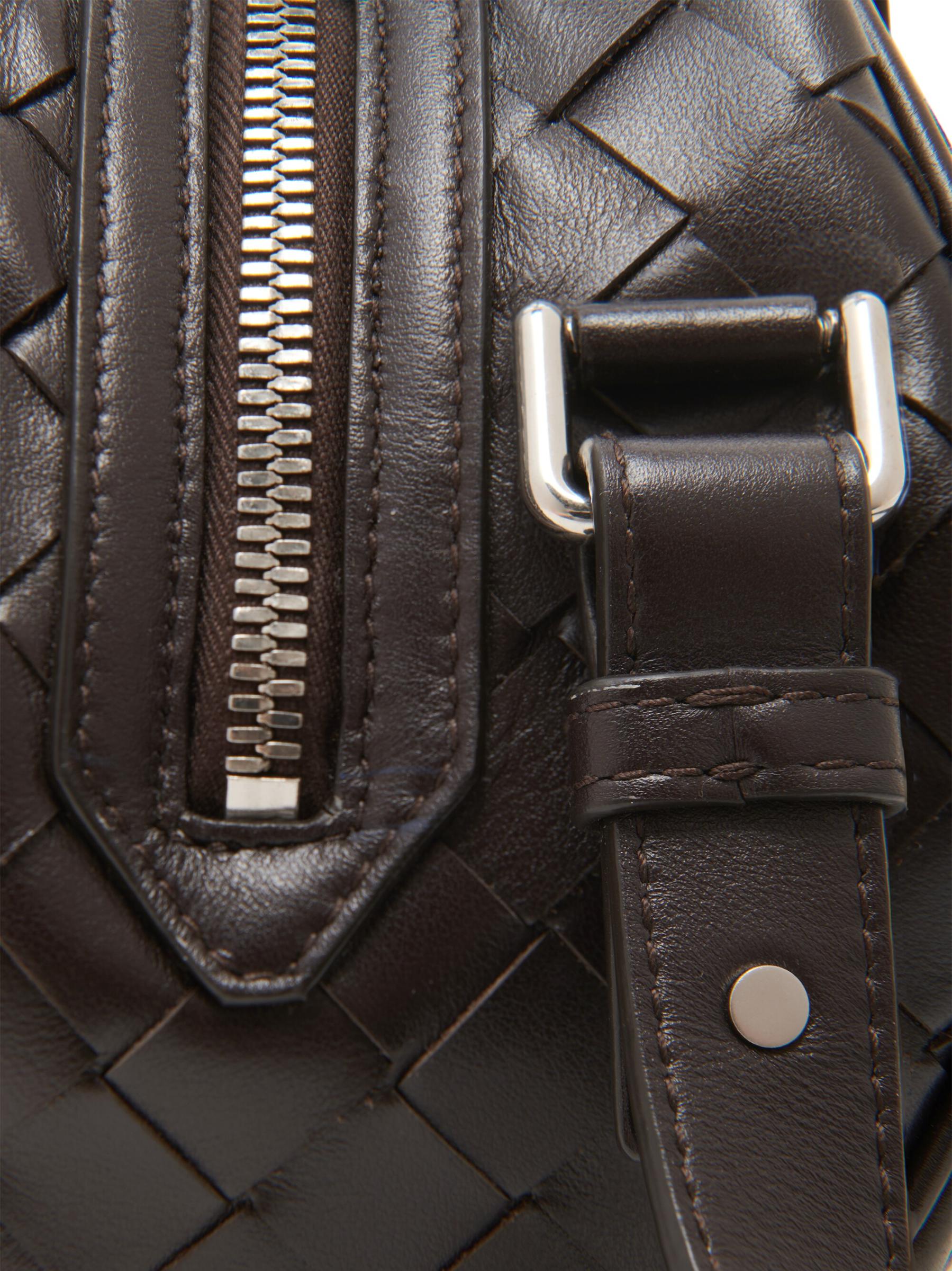 Shop Bottega Veneta - Small Jim Queen Intrecciato Avenue
