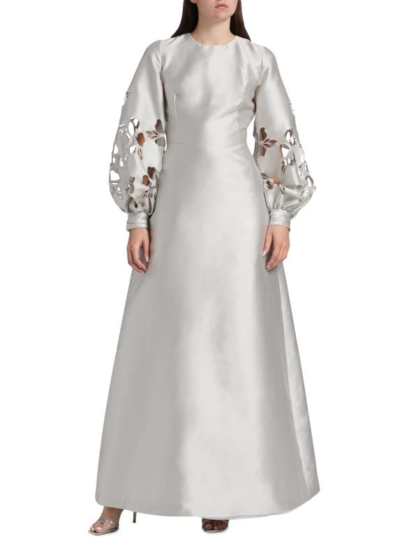#2: فستان ساتان بأكمام مطرزة بالزهور - فضة