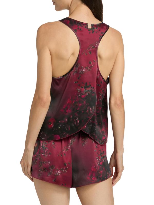 #4: بيجامة قصيرة من الحرير قابلة للغسل من Lunya x Putnam Designs - أحمر ريفيري