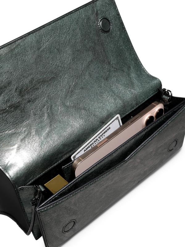 #4: حقيبة يد جلدية معدنية بمقبض جانبي ملتوي - أخضر