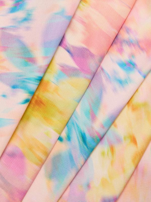 #6: فستان أفا فلورال فايل برقبة منخفضة - زنابق الربيع