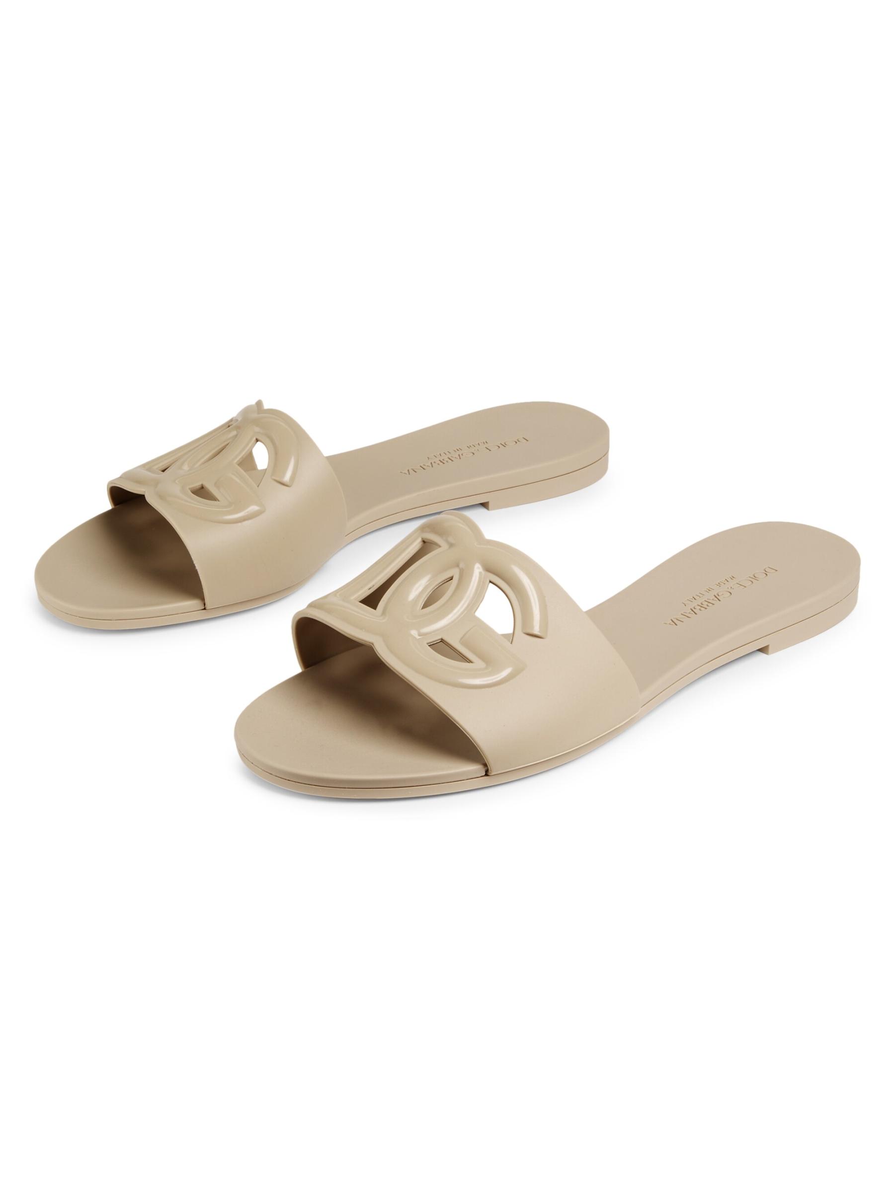【関税&送料込】Dolce & Gabbana Rubber Slide Sandals Dolce&Gabbana Interlock Logo Rubber Slides | Saks Fifth Avenue