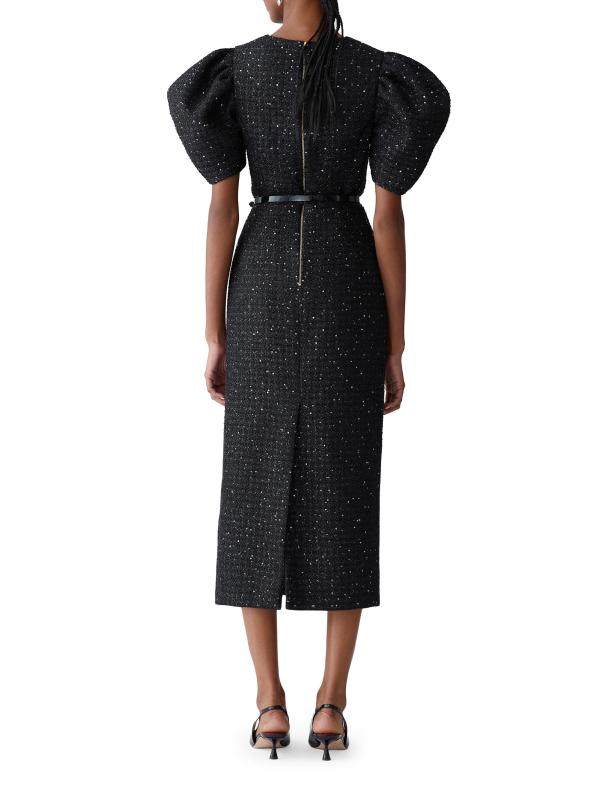 #3: فستان كوكتيل بأكمام منفوخة من التويد مزين بالترتر - أسود