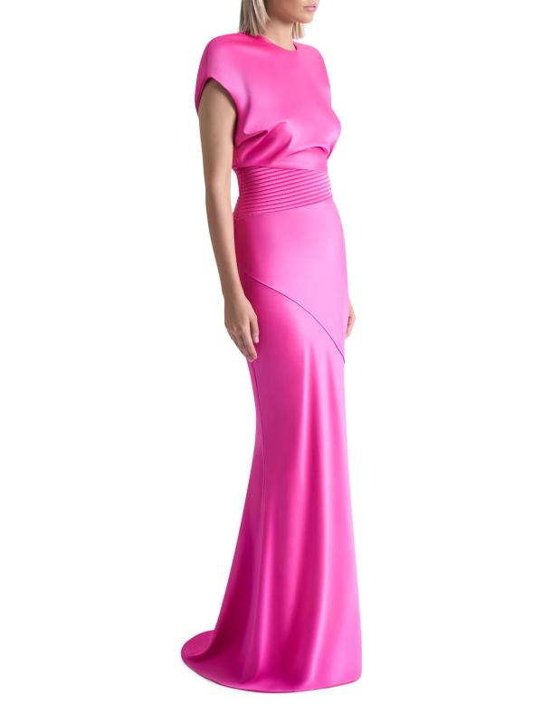 #4: فستان سيجنيتشر بوند - حلوى