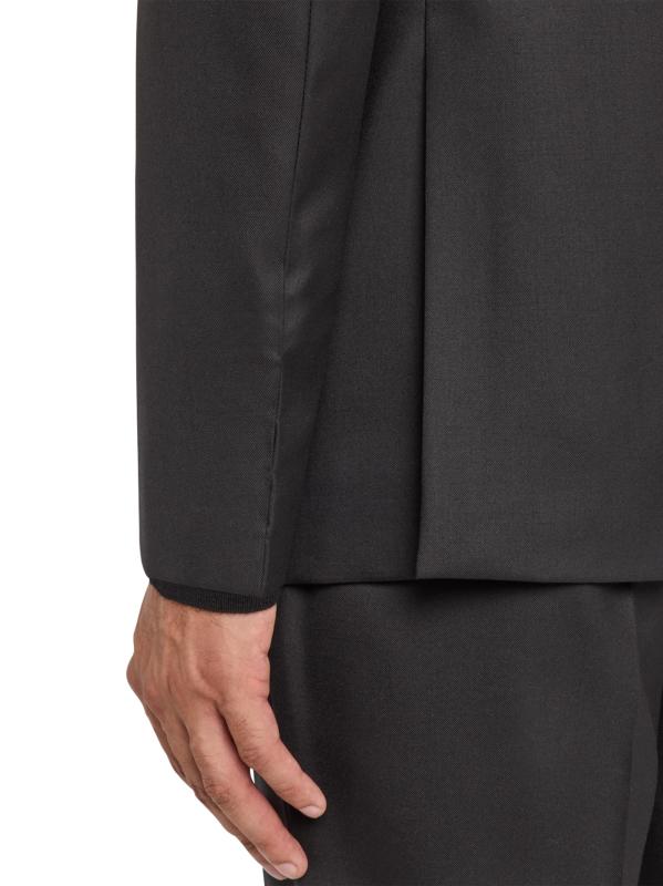 #8: بدلة أساسية من الصوف أحادية الصدر - أسود