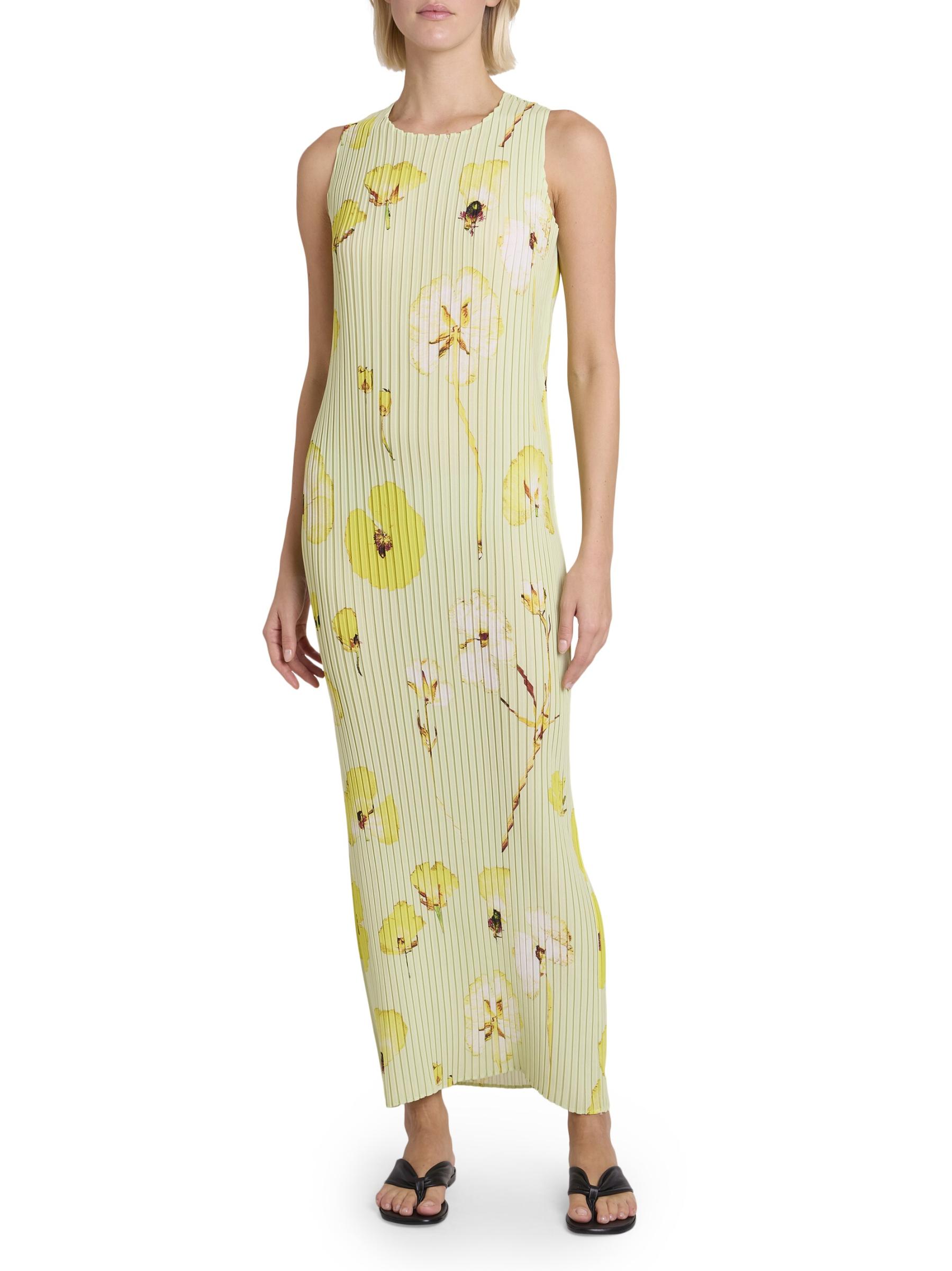 PRESSED FLORA PLEATS STOLE Stole Peony – The official ISSEY